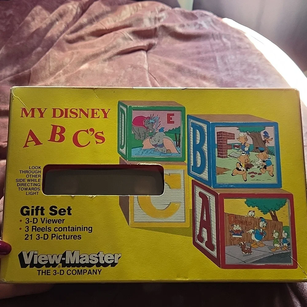 New Old Stock! 1989 Disney ABC's View-Master 3D Viewer Gift Set